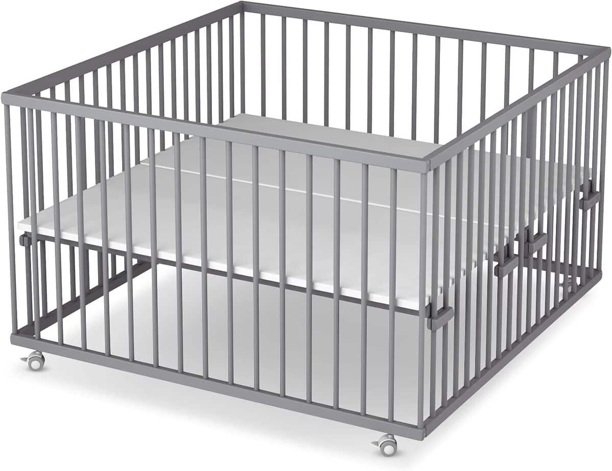 Test du parc à bébé Sämann® : sécurité et confort polyvalent