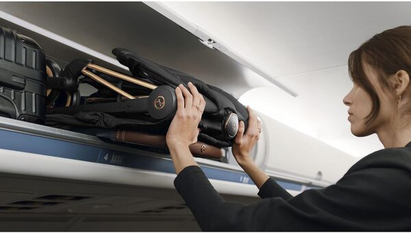 Cybex Coya - Poussette Citadine Ultra Compacte - Châssis Matt Black et Siège Mirage Grey