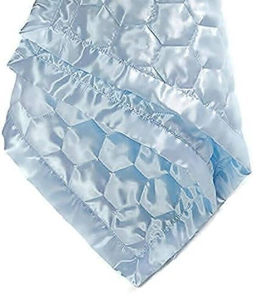 Test : couverture bébé satin Heavens Cuddles 121, 9 x 91, 4 cm