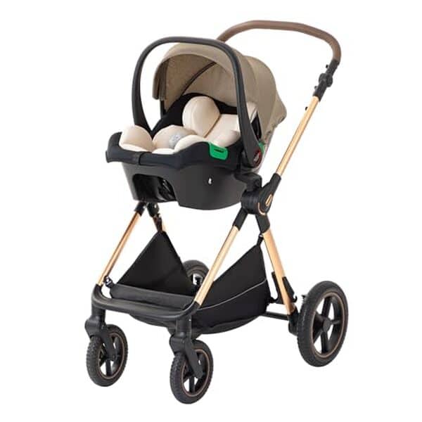 Découvrez notre test détaillé de la poussette bebby D2-light brown 3 en 1. Fonctionnelle et pliable, elle promet praticité et style pour les parents actifs.
