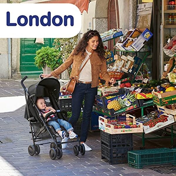 Découvrez la Chicco London Up, une poussette compacte et facile à transporter avec son pliage parapluie. Idéale pour les parents actifs recherchant confort et mobilité.