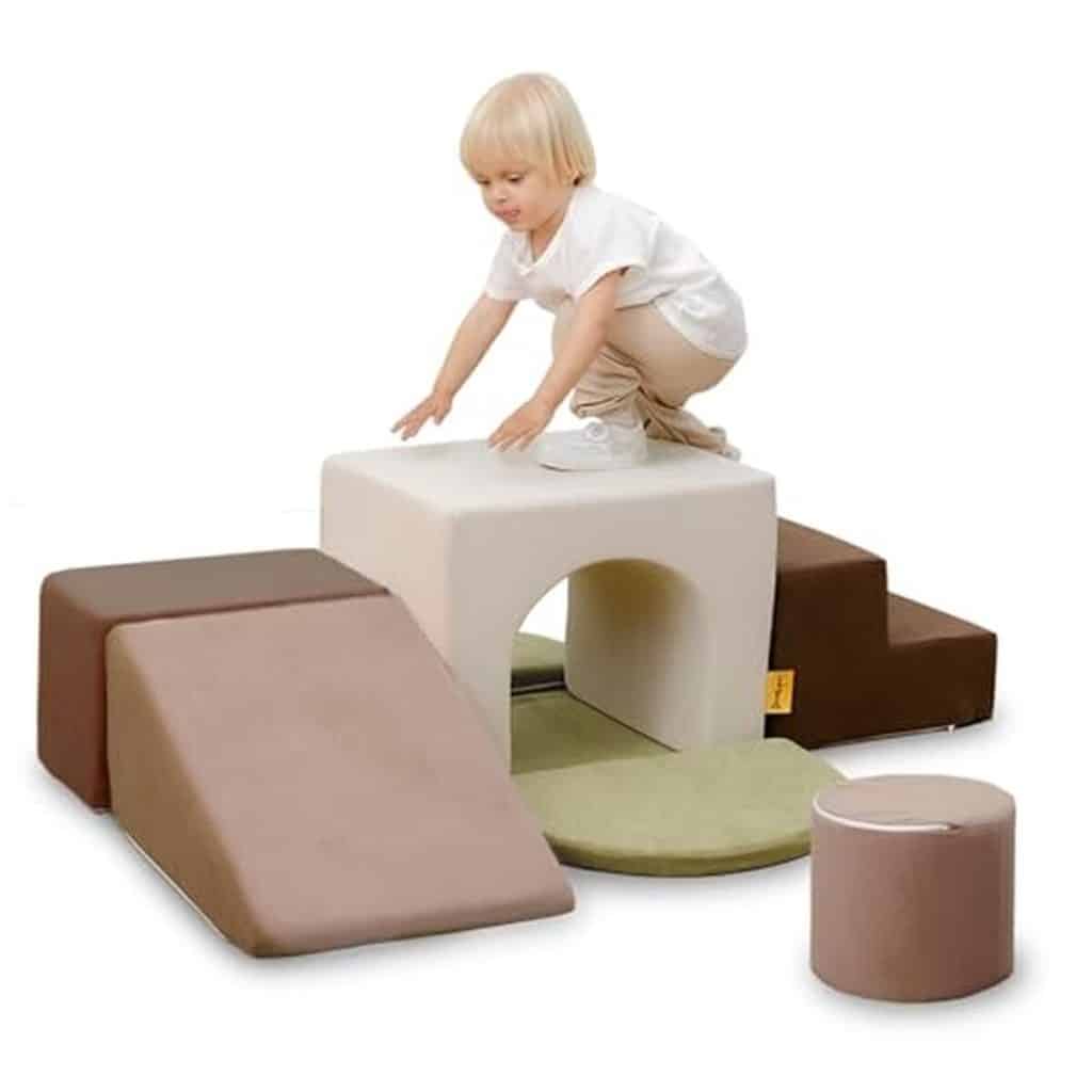 Test des blocs en mousse BanaSuper : motricité et sécurité pour enfants