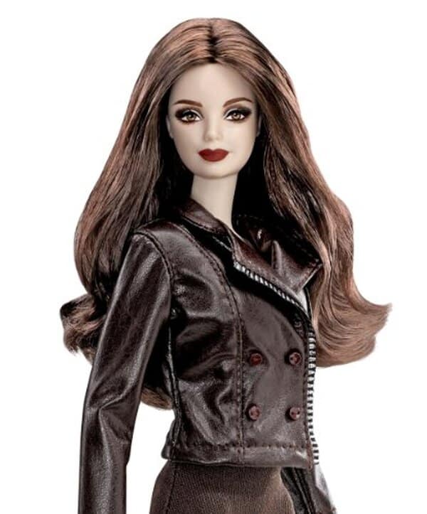 Dรฉcouvrez notre avis complet sur la Barbie collection X8250 Twilight avec les figurines Carlisle et Bella : caractรฉristiques, qualitรฉ et recommandations d'achat.