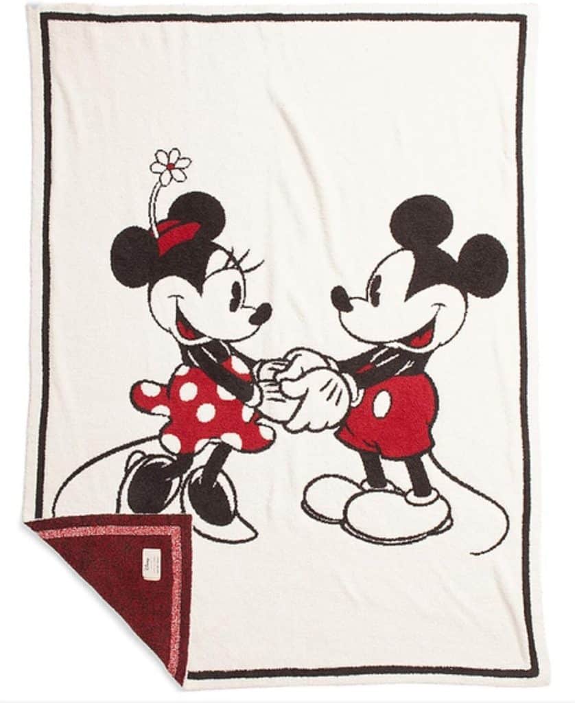 Test : couverture bébé CozyChic Mickey & Minnie de Barefoot Dreams