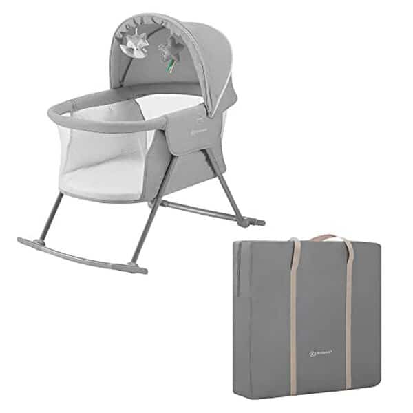 Découvrez notre test complet du lit bébé 3 en 1 Kinderkraft Lovi avec matelas et sac de transport. Caractéristiques, avantages et avis pour bien choisir votre lit bébé.